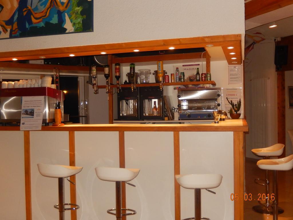 贝乐维尔酒店 Séméac 外观 照片